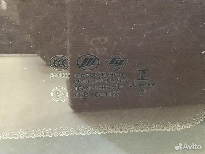 Стекло кузовное глухое правое Lifan X60 2012