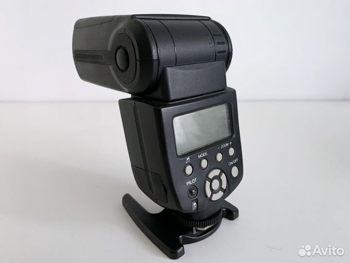 Вспышка Yongnuo Speedlite YN560-II