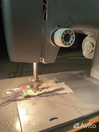 Швейная машина Чайка 132м