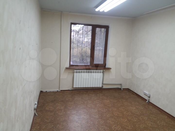 Офис, 12.6 м² и 4,2 м² юмр, юр адрес предоставим