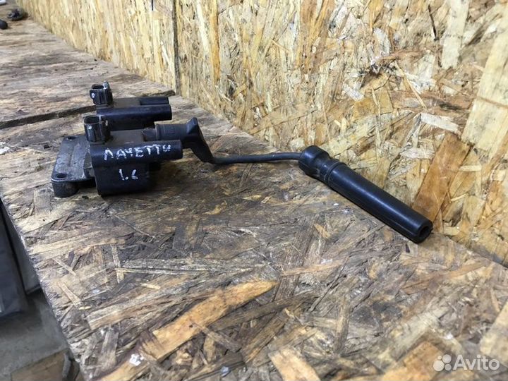 Катушка зажигания Chevrolet Lacetti хетчбек 1.6