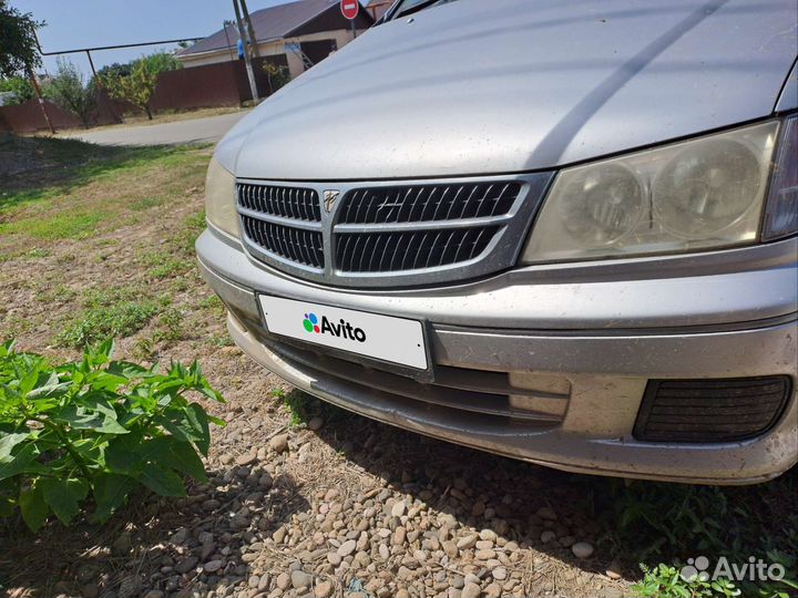 Nissan Presage 2.4 AT, 1999, 457 000 км