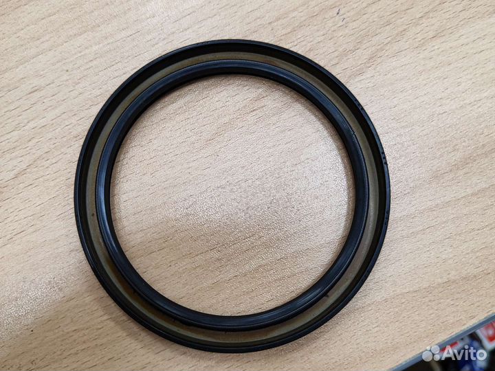 Сальник коленвала задний Nissan