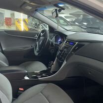 Hyundai Sonata 2.4 AT, 2014, 148 000 км, с пробегом, цена 1 130 000 руб., Махачкала