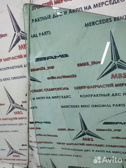 Стекло w204 Mercedes переднее правое