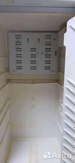 Холодильник бубирюса на запчасти рабочий