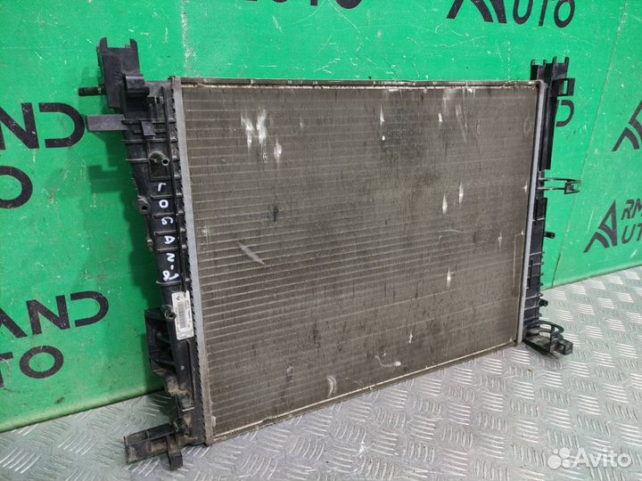 Радиатор двигателя (двс) Renault Sandero 2 2013-Нв