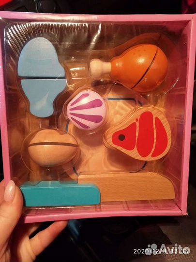 Игрушки из дерева abc, elc