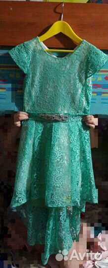 Платье со шлейфом