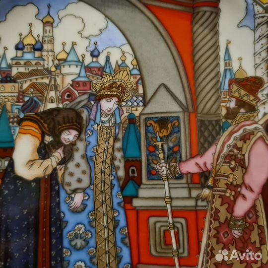 Tарелка, из серии 