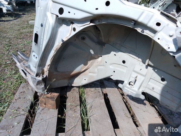 Лонжерон передний правый Renault Fluence