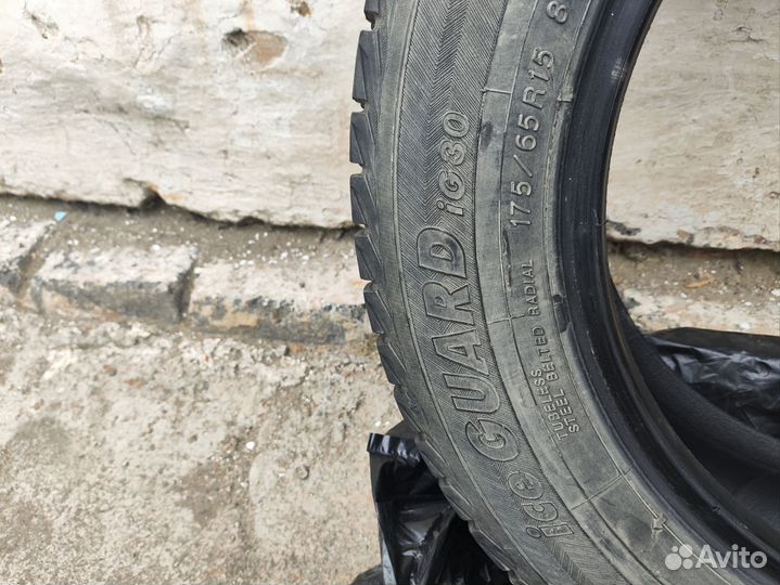 Yokohama Ice Guard IG30 175/65 R15