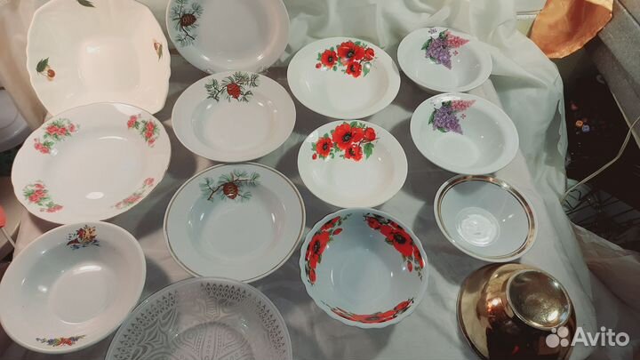 Посуда, тарелки, стаканы, салатники, хрусталь