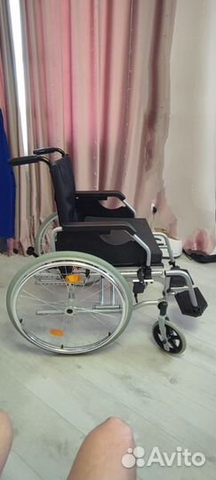 Инвалидная коляска