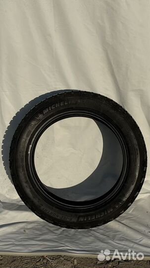 Michelin X-Ice North 4 225/50 R17