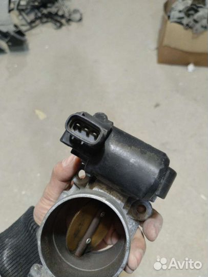 Дроссельная заслонка Toyota Ленд Крузер diesel