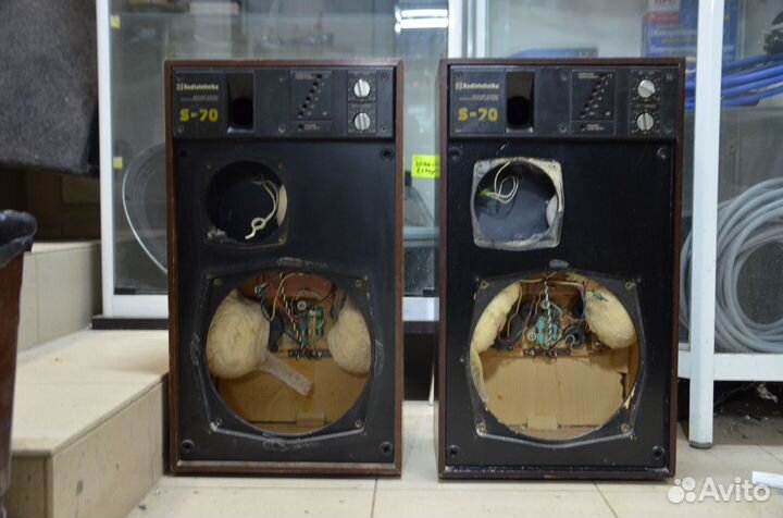 Корпуса с усилителями колонки 35ас-013 (S-70)