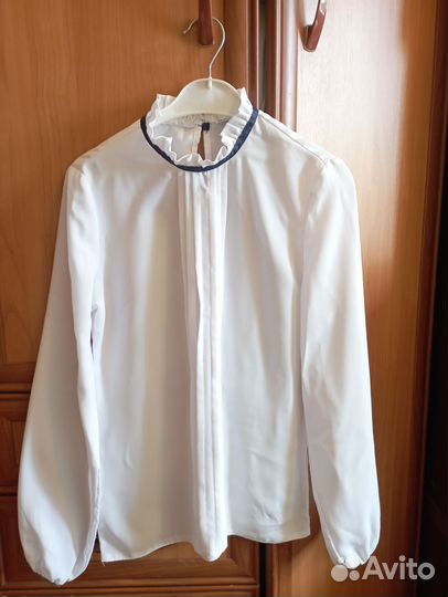 Блузки и рубашки в школу