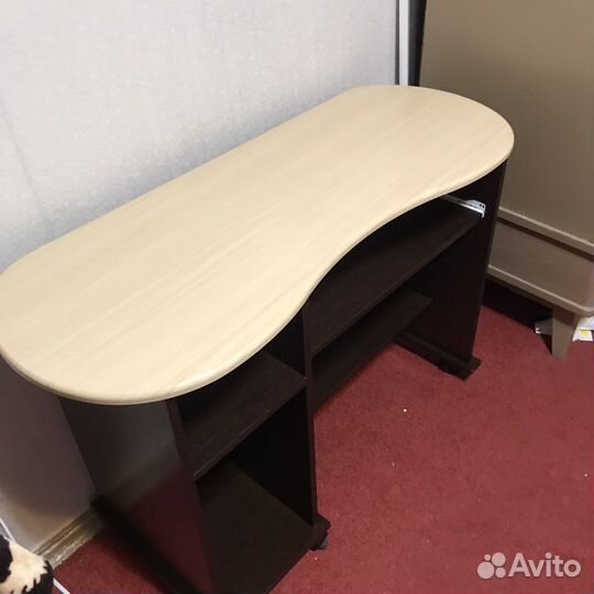 Стол для маникюра