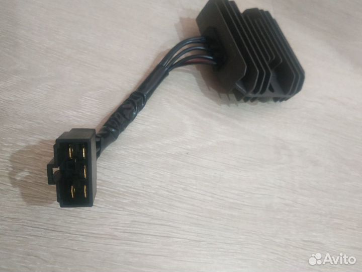 Реле-регулятор Honda Yamaha Suzuki Kawasaki