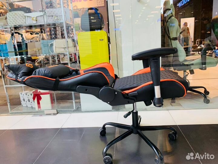 Компьютерное кресло эко-кожа