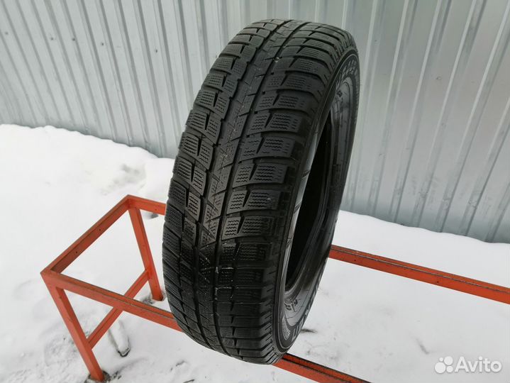 Falken Eurowinter HS-449 215/70 R16 100T