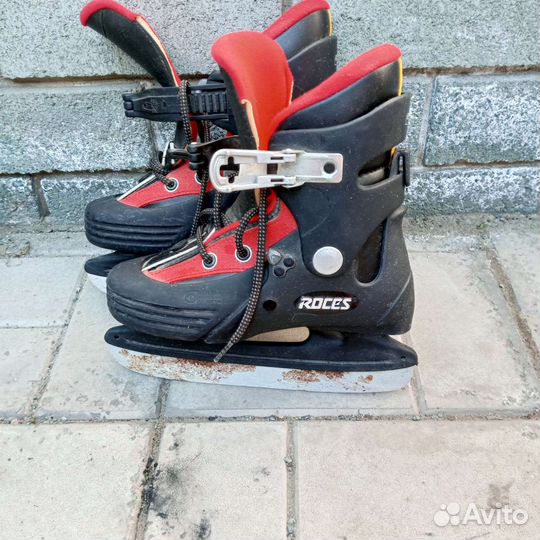 Коньки хоккейные