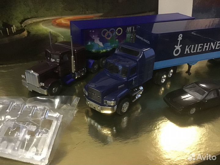 Американцы и капотные грузовики 1:87 Herpa Wiking