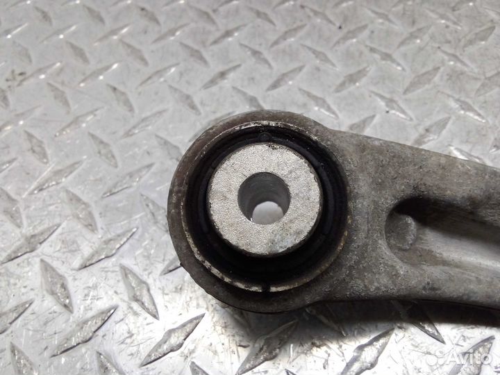 Рычаг зад L Jaguar XE X760