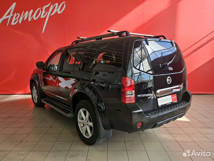 Nissan Pathfinder 2.5 AT, 2011, 199 000 км