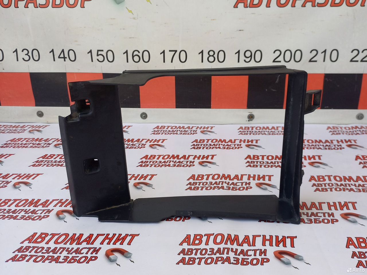 Дефлектор радиатора интеркуллера Рено Дастер 2 К9К