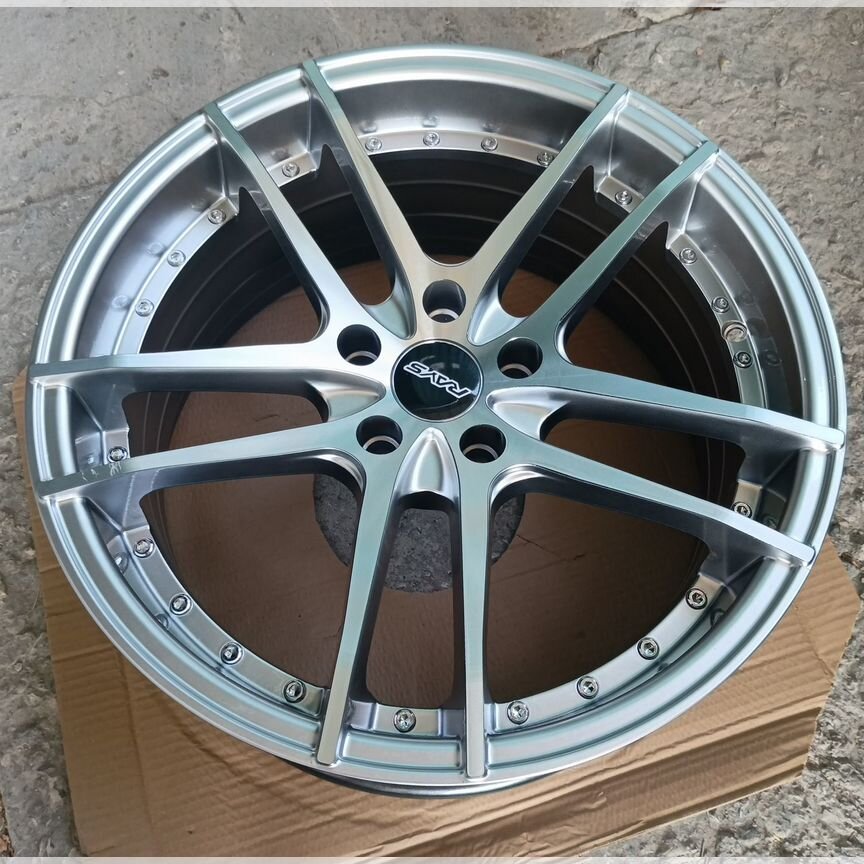 Литые диски Flow Form 8.5×R18 5×112