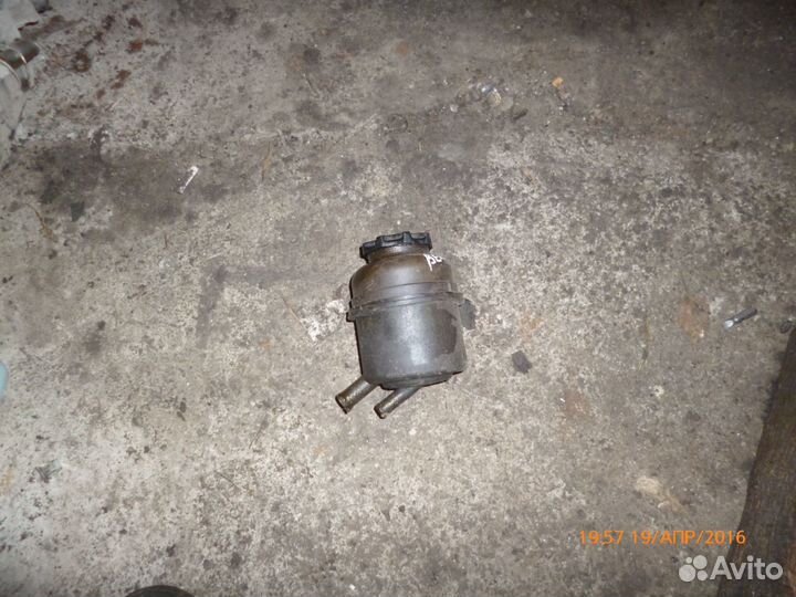 Бачок гидроусилителя Опель Вектра А / Opel Vectra