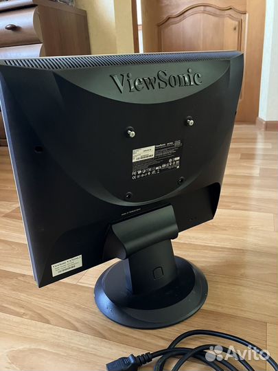 Монитор viewsonic va703m