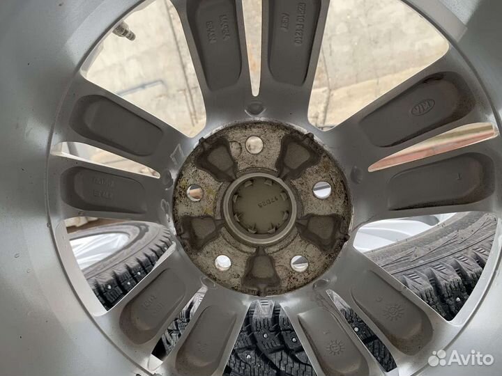 Koryo K717 225/60 R17