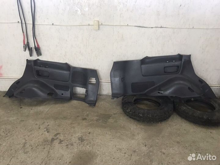 Обшивки багажника Lexus LX 570