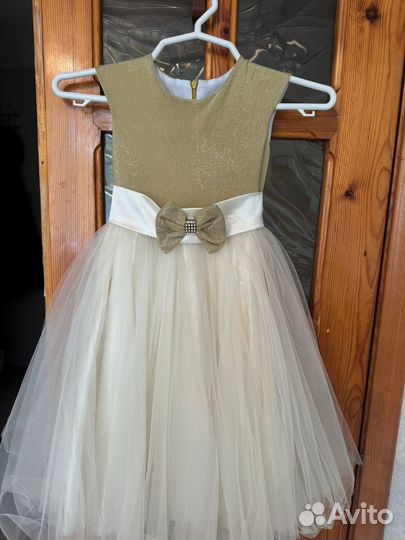 Нарядное платье для девочки