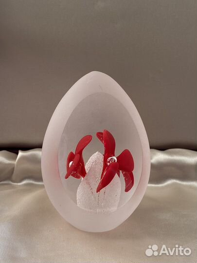 Яйцо латунь янтарь/Пресс папье/сувенир