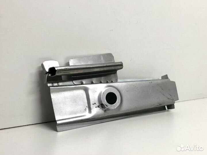 Поддомкратник передний левый LADA 2107 1982-2012