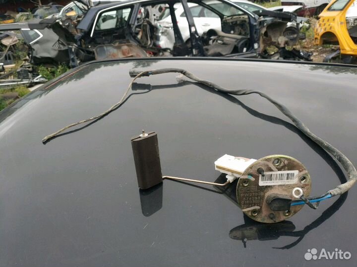 Датчик уровня топлива Джили Эмгранд Х7