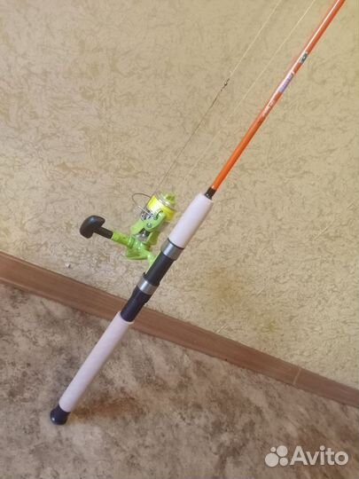 Спиннинг с катушкой