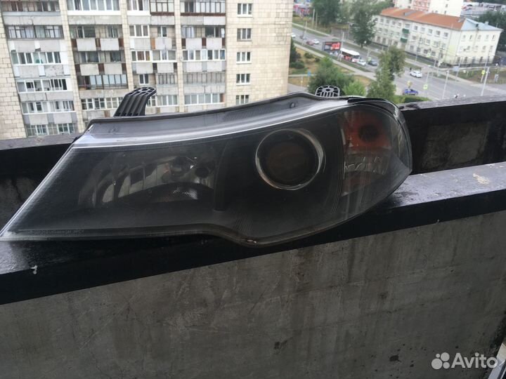 Фара левая от некисии