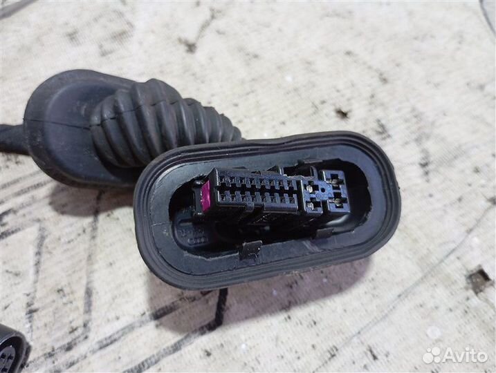 Проводка двери передняя правая Audi A3 8P 1.8 CDA