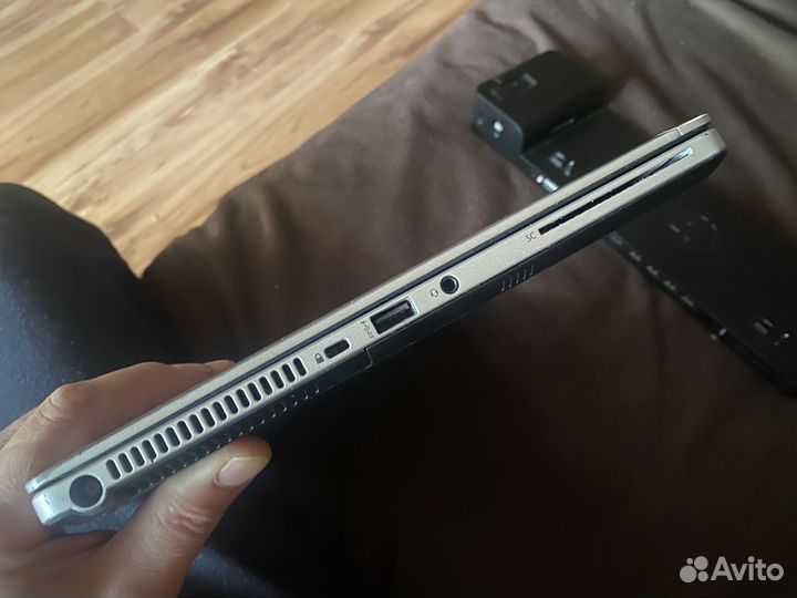 HP Folio elitebook 9470m i5