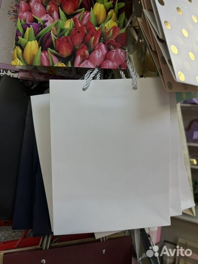 Белые пакеты подарочные