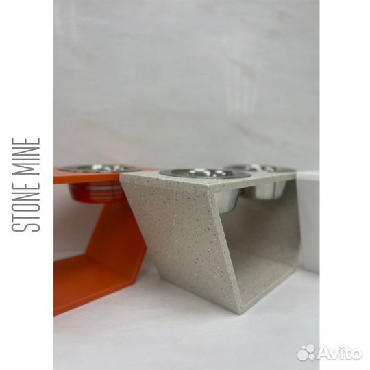 Подставка с мисками для собак средних пород