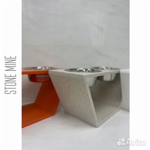 Подставка с мисками для собак средних пород