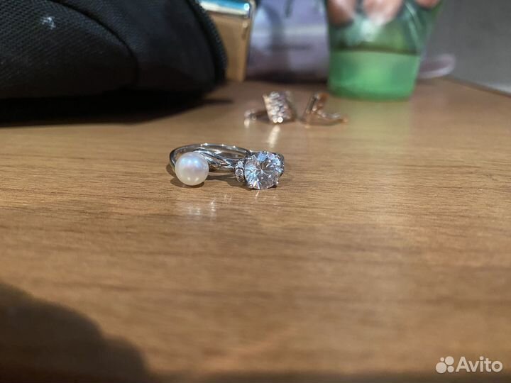 Кольцо женское
