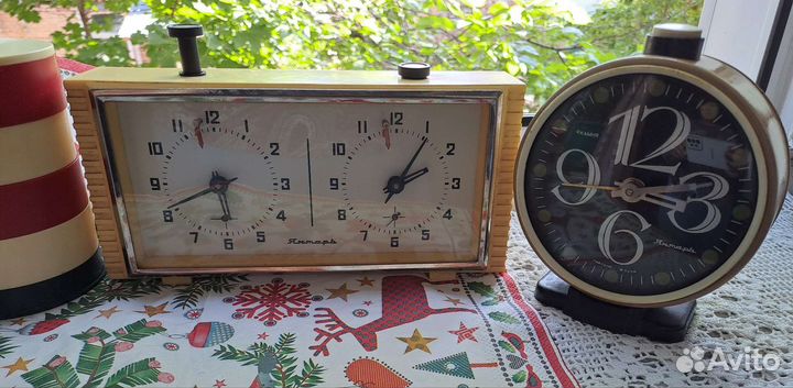 Часы будильник янтарь