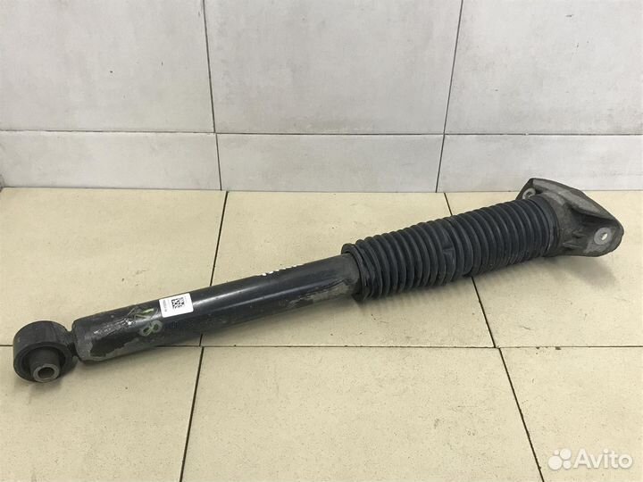 Амортизатор задний правый Sportage 2016